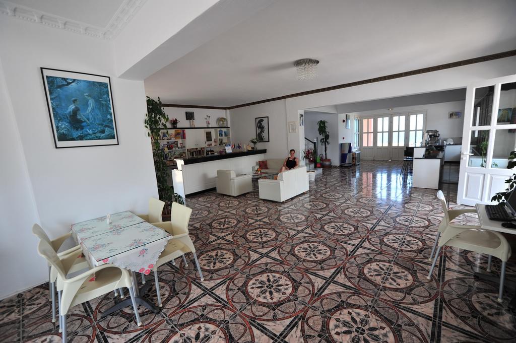 Αθηνά Παλάς Aparthotel Αρκάσα Εξωτερικό φωτογραφία