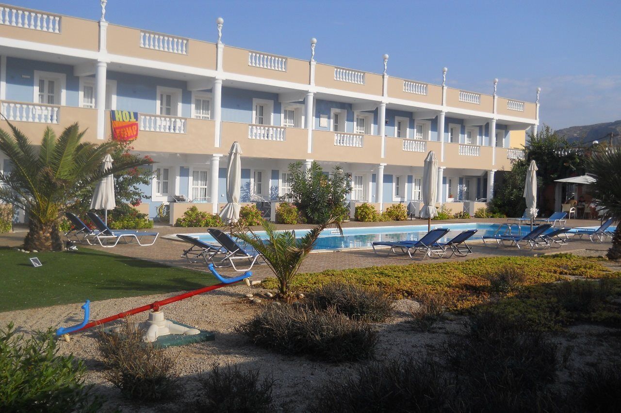 Αθηνά Παλάς Aparthotel Αρκάσα Εξωτερικό φωτογραφία